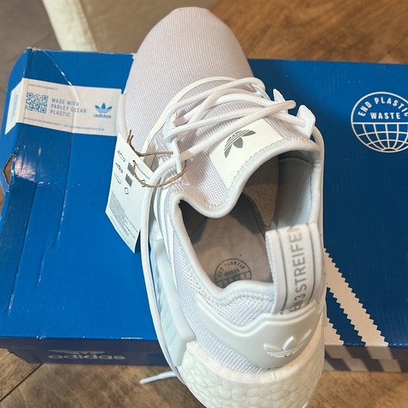 NWT Adidas NMD WHITE - Picture 2 of 5